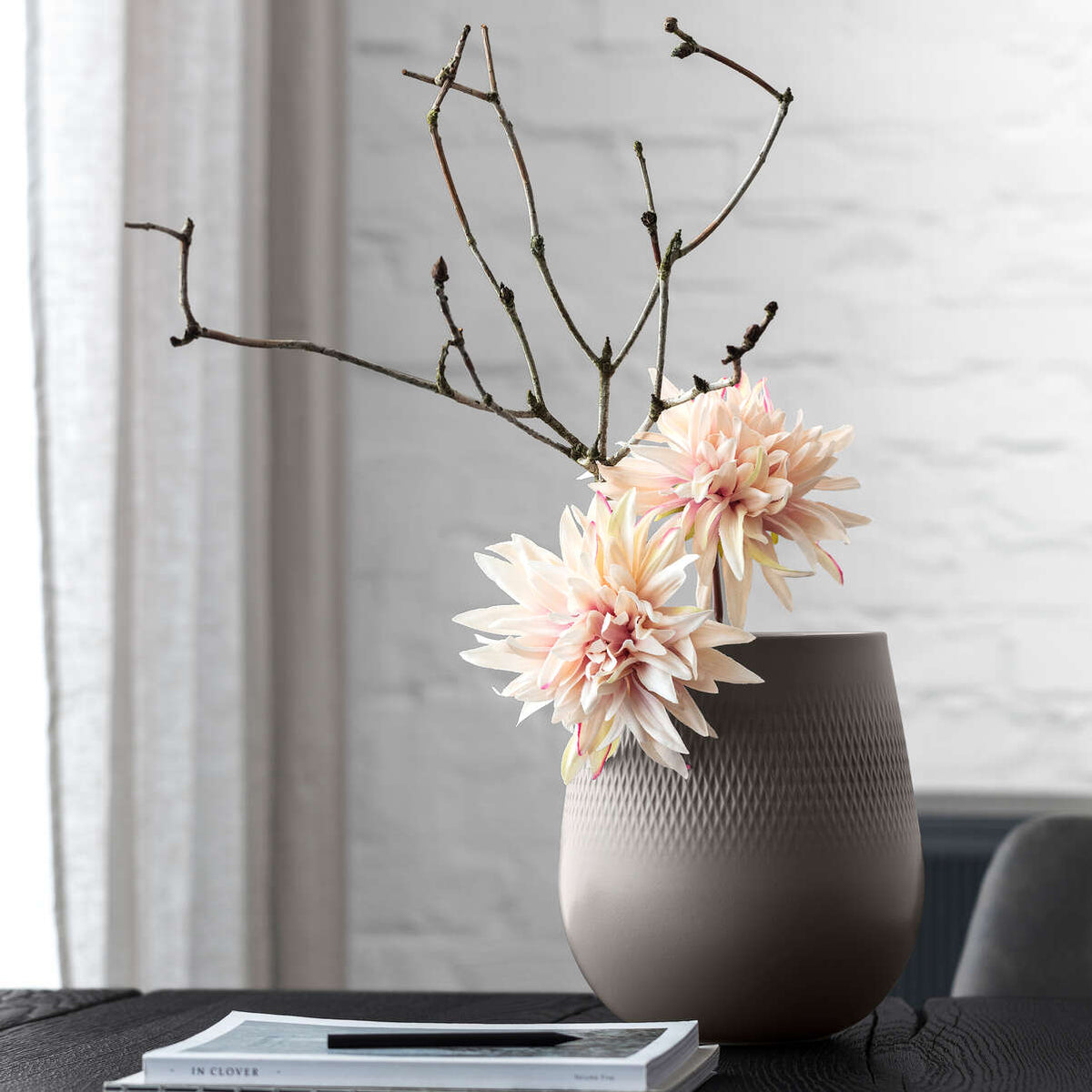 Manufacture Collier Taupe Vase Large Carre