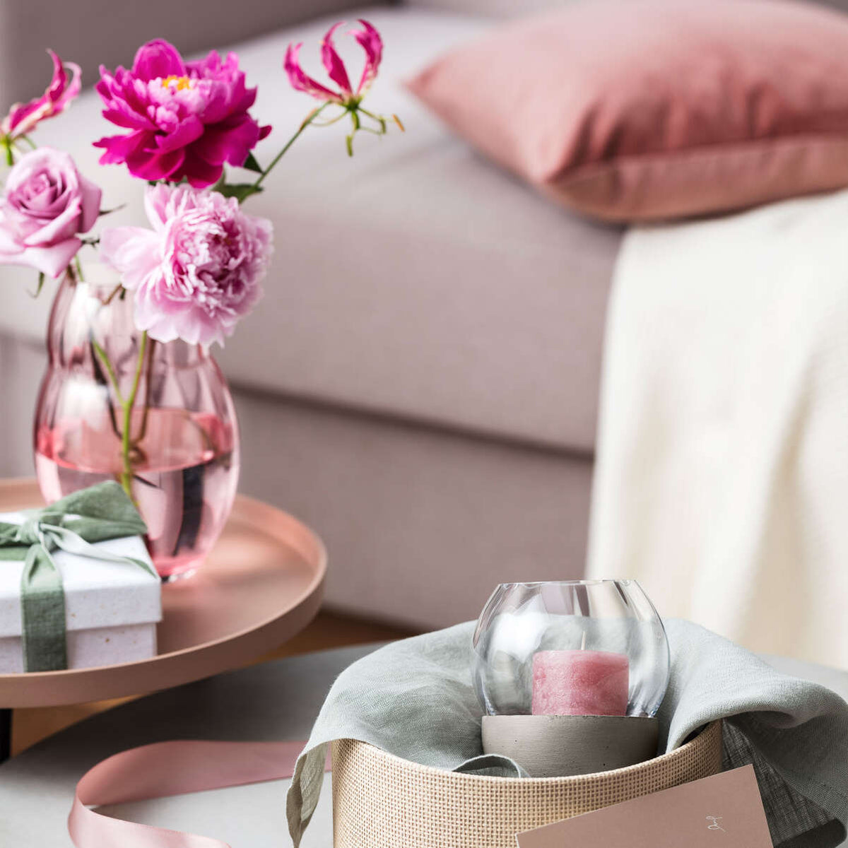 Rose Garden Ho Tealight holder