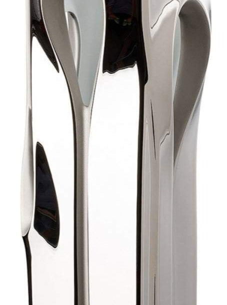 Jarrón lapón de platino de 45 cm.