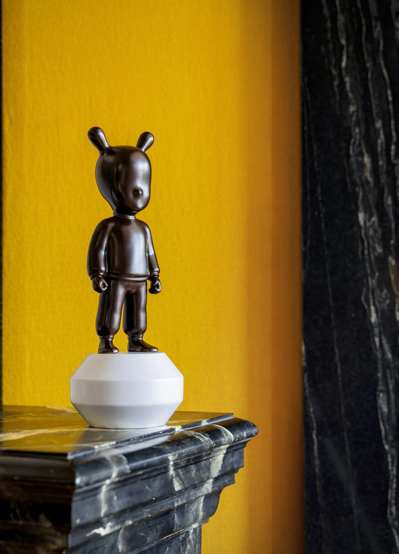 The Chocolate Guest Little